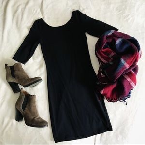 Black bodycon mini dress